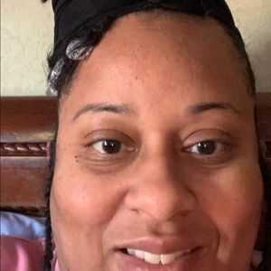 Meet your Posher, Kiki